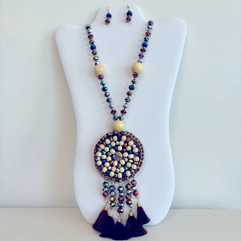 ✨New Listing✨Handcrafted macramé with wood and bead dream catcher necklace